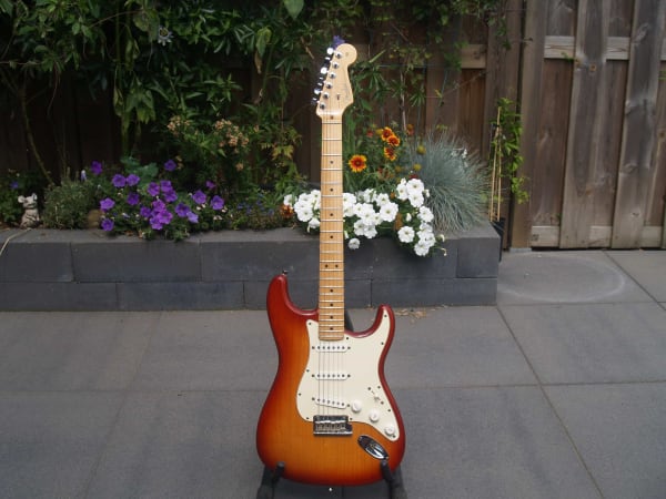 Fender Stratocaster  - USA Standard 2008