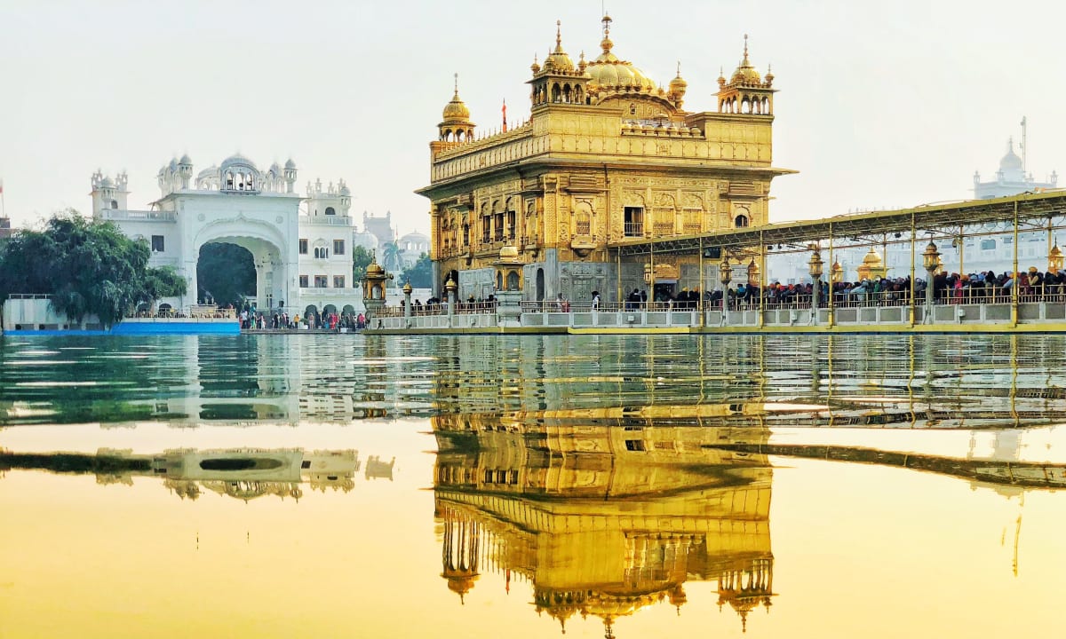 Photo of Golden Temple in Amritsar, India by Ravi N Jha on Unsplash