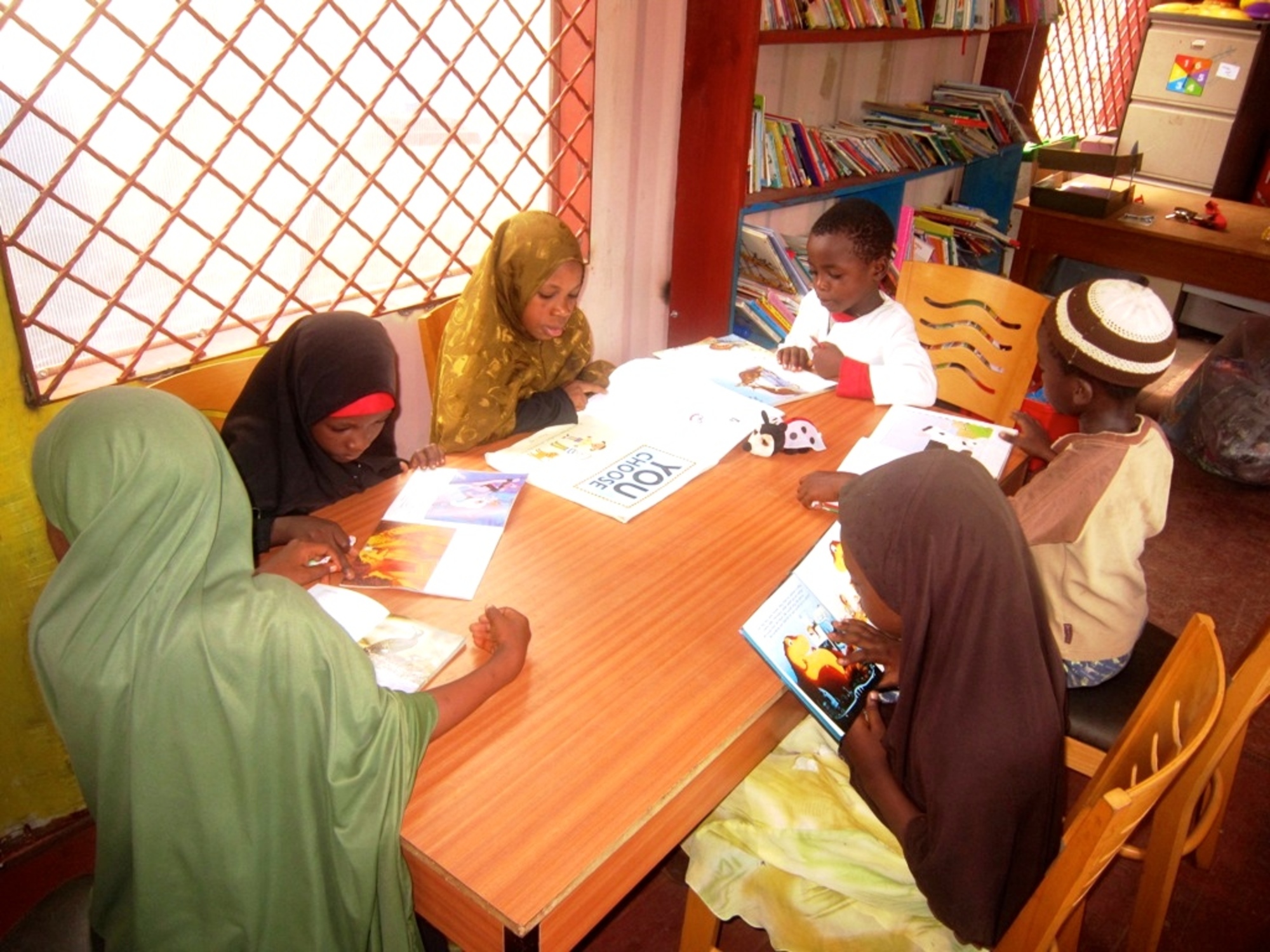 Library run by Kenyan community Online Social Fundraising Donation