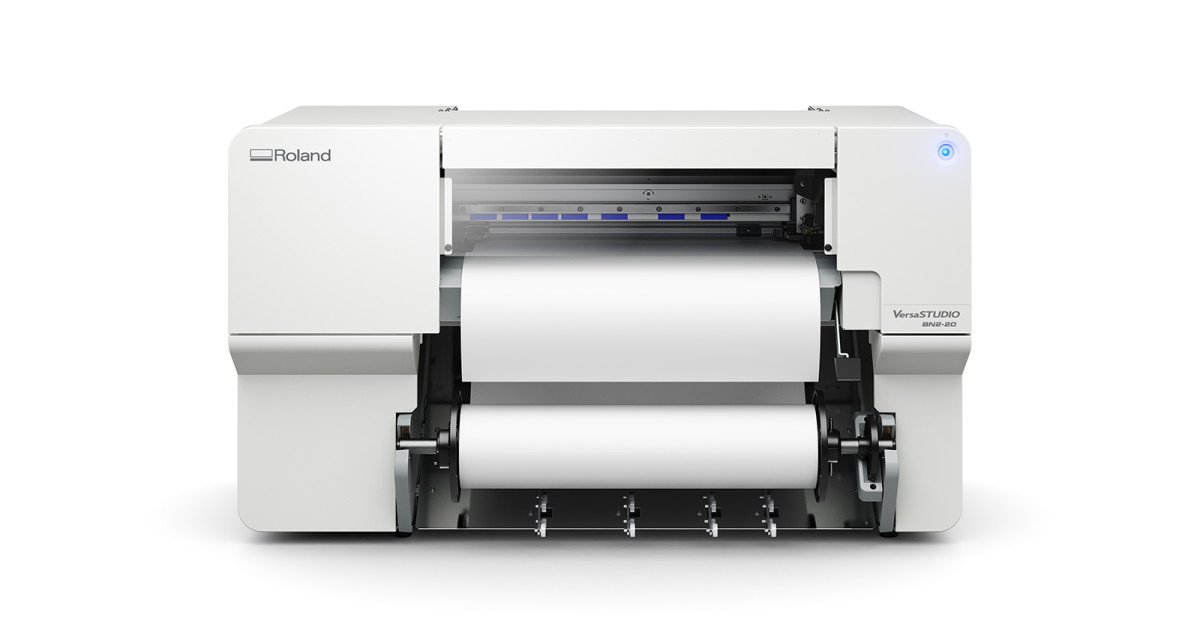 Roland DG VersaSTUDIO BN220 and BN220A Compact Desktop Printer