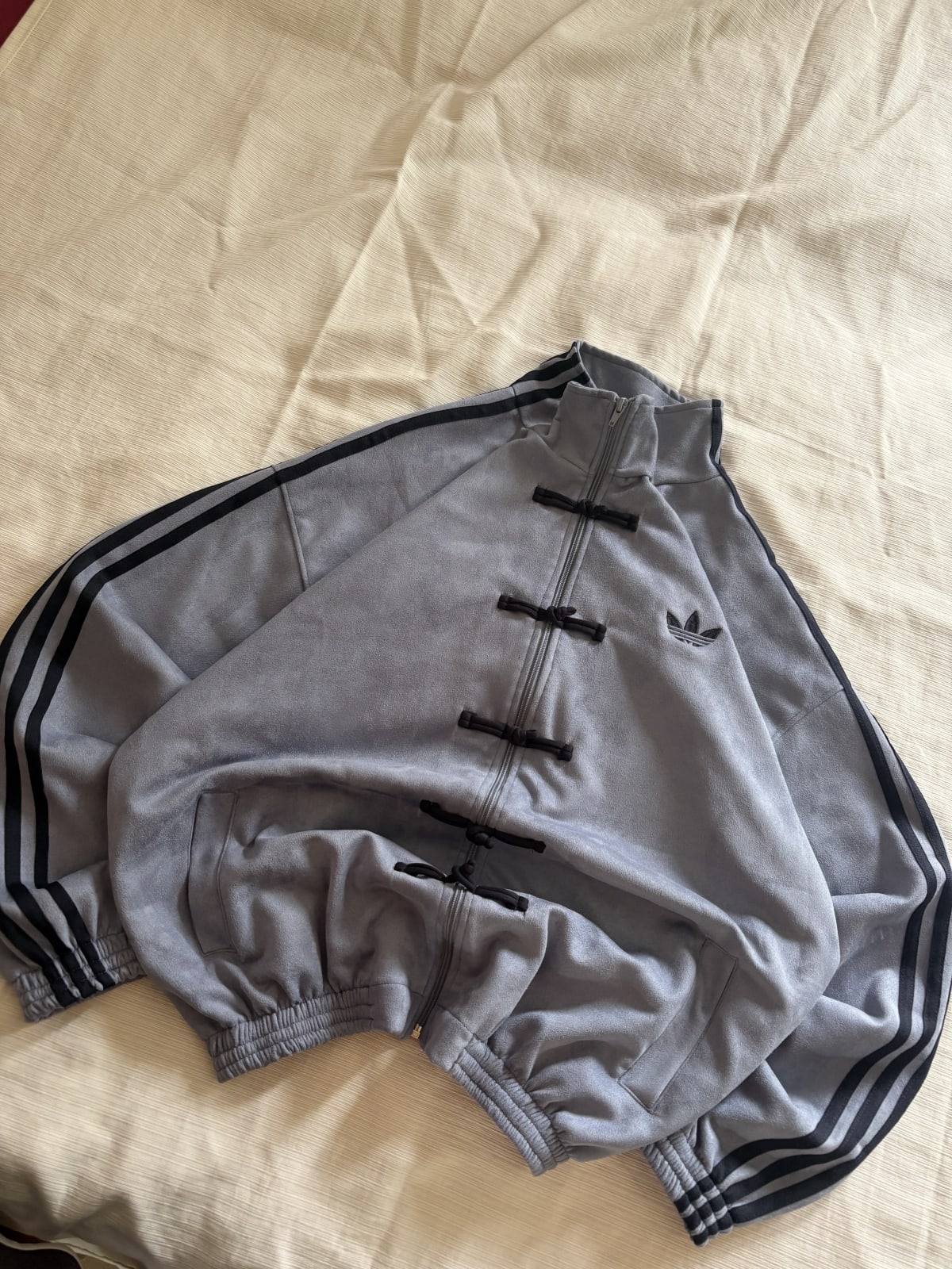 Año nuevo adidas