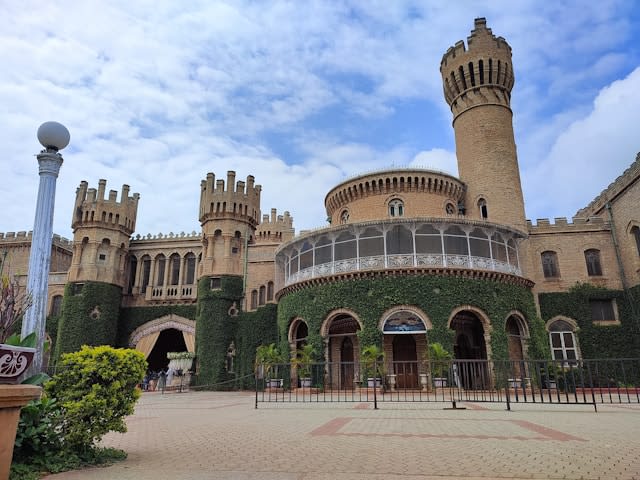 Bangalore Palace photo 3