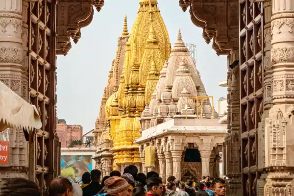 Golden spire of Shri Kashi Vishwanath temple in Varanasi
