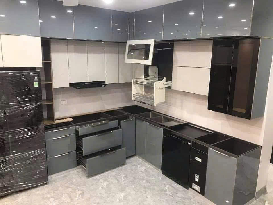 Tủ bếp Inox sơn tĩnh điện cánh kính