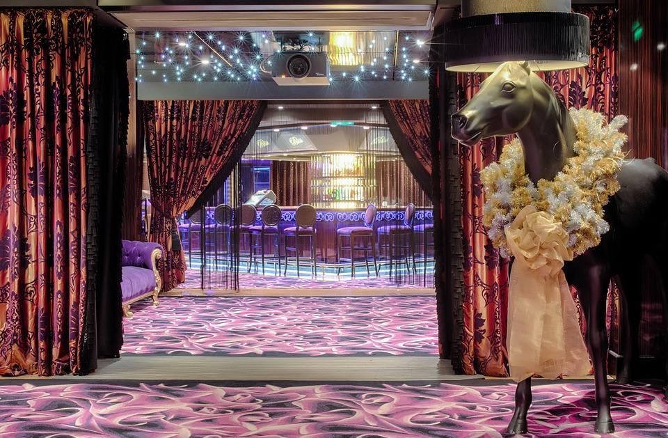 Bar Design Ideas to Create a Stunning Venue image6 - Bar Design Ideas to Create a Stunning Venue
