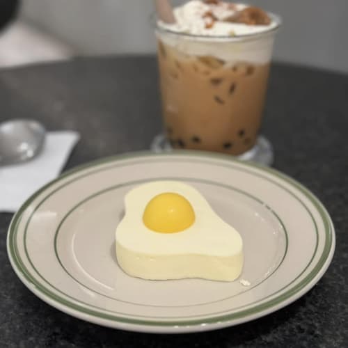 Bakes Ho Con Rua: A Lovely Dessert Shop in Ho Chi Minh รูปที่ 3