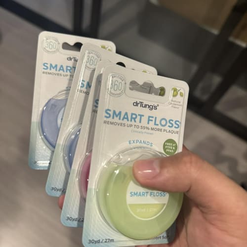 This Soft, Fluffy Dental Floss Doesn't Cut Your Gums รูปที่ 1