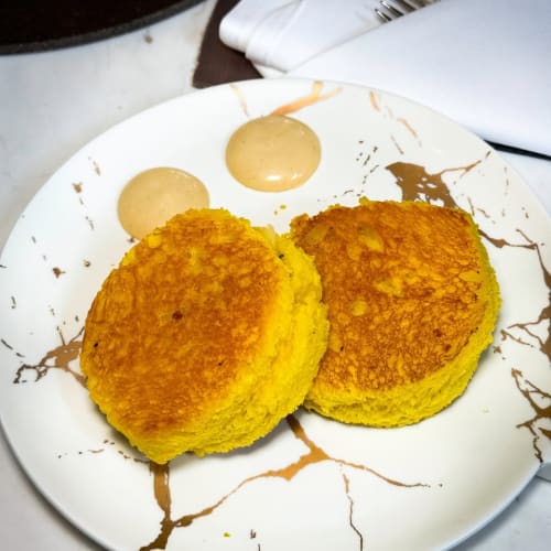 Diplomat Bar's New Honey-Themed Afternoon Tea รูปที่ 5
