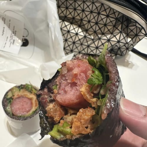 Fantuan-饭团 Thailand: Menu No. 4 Grilled Chinese Sausage Rice Ball รูปที่ 3