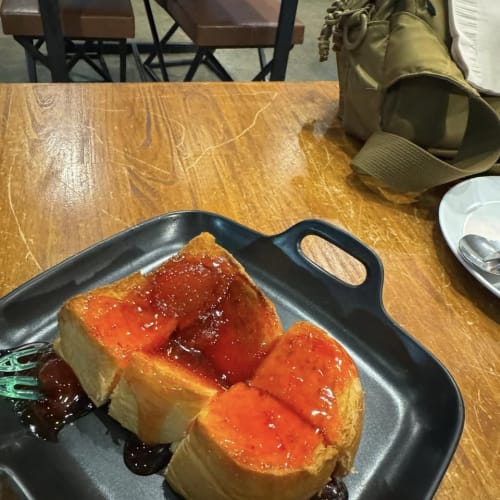 FARM LUCK: Big-Slice Toast on Phutthabucha Road รูปที่ 3