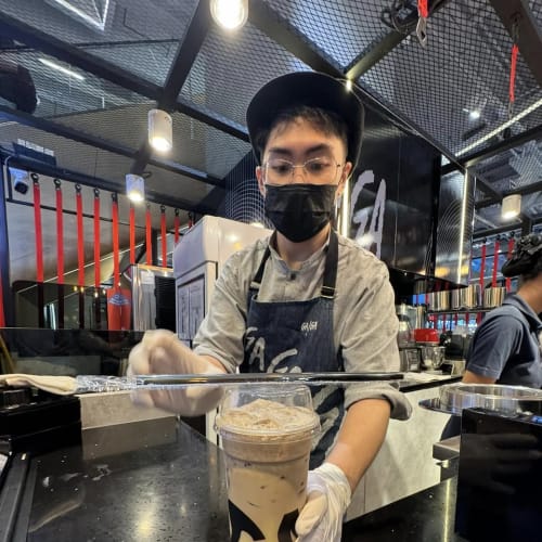 GaGa Milk Tea Overload XL: Loaded with Toppings รูปที่ 2