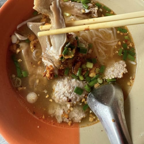 Kuaitiew Pin Rua, Onnut Branch: Excellent Offal รูปที่ 3