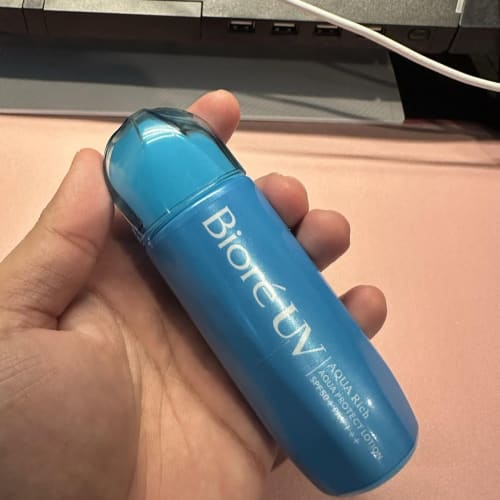 This Lightweight, Easy-to-Apply Sunscreen Is Just 350 Baht, the Cheapest Around รูปที่ 1