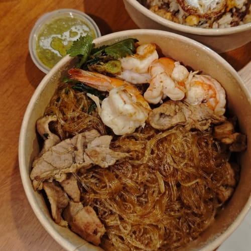 Papa Loves You, Round Two: Chinese Sausage and Pork Sausage Fried Rice, and Baked Prawns with Glass Noodles รูปที่ 1