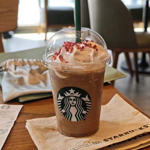 A Raspberry, Chocolate, Coffee, and Oat Milk Blend, Rich and Well-Balanced รูปที่ 1