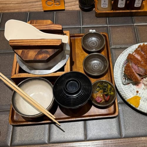 Tonkatsu Aoki, an Honest Review: Too Greasy for Us รูปที่ 2