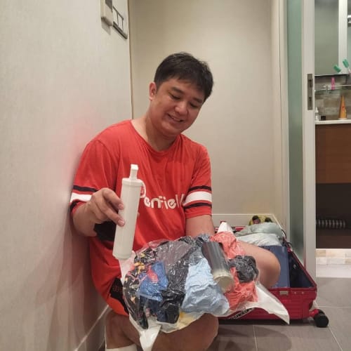 Vacuum Storage Bags with Valve: Frees Up Suitcase Space รูปที่ 1