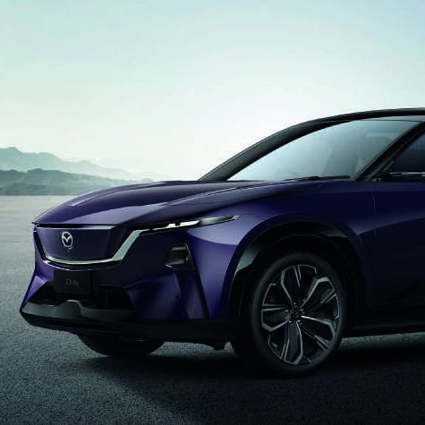 Mazda CX-6e แต่งตัวด้วยม่วงยามค่ำ ตั้งแต่ตัวถังถึงเบาะ รูปที่ 5