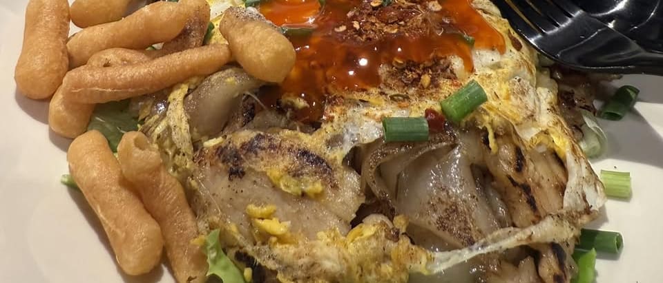 Gateway Ekkamai Renovates Its Food Court — Much Nicer to Sit In Now