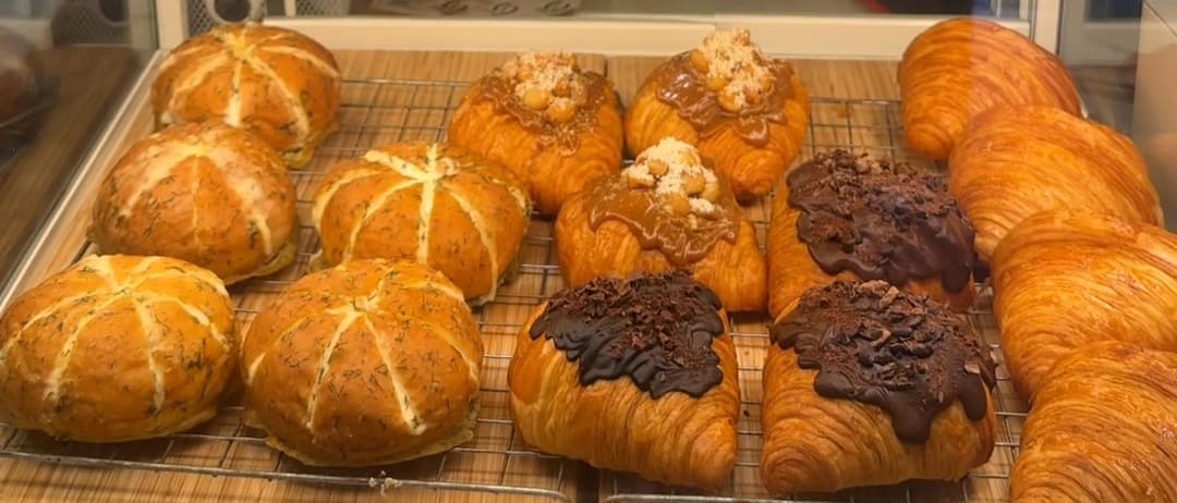 Ministry of Roast: A Neighborhood Coffee Shop with a Wide Range of Beans