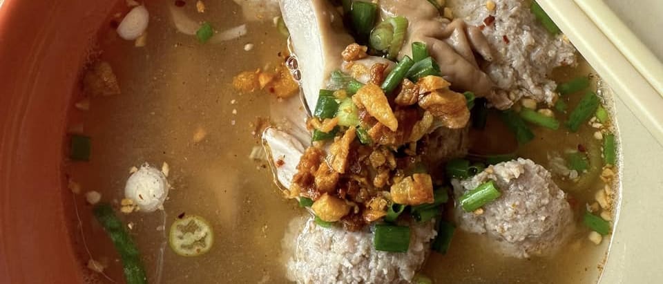 Kuaitiew Pin Rua, Onnut Branch: Excellent Offal