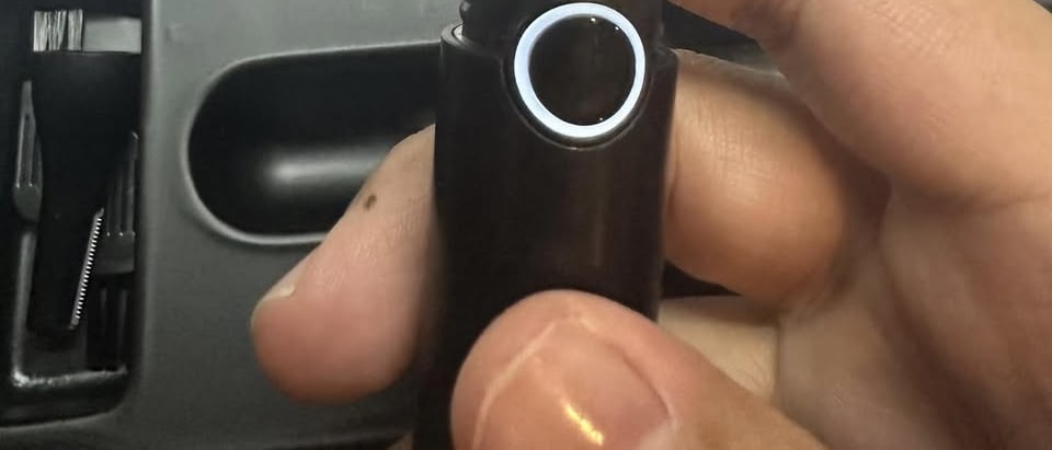 This Rechargeable Nose Hair Trimmer Is Genuinely Good