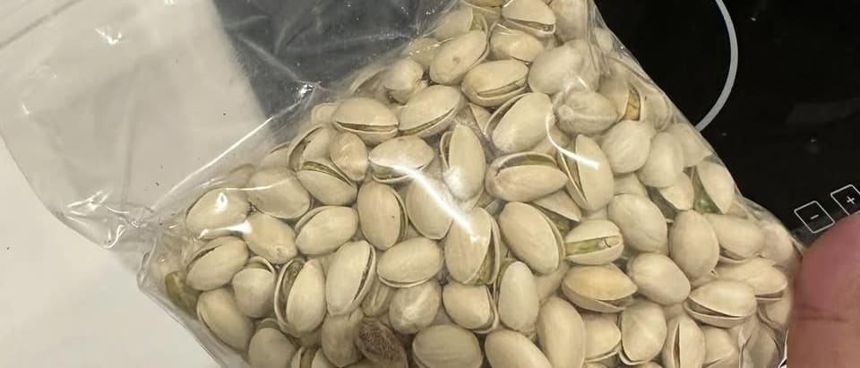 Pistachios, 500g: Crunchy and Delicious, Just 255 Baht