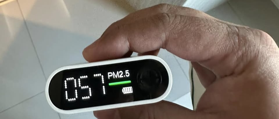 เครื่องวัด PM2.5 พกพา ดูค่าฝุ่นได้ทันที