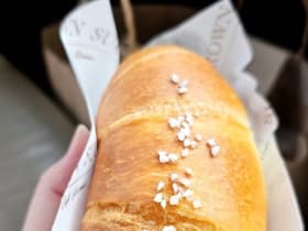 Brown Sugar ชลบุรี Shio Pan ขนมปังเกลืออร่อยฉ่ำที่สุด