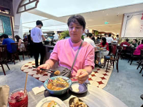 ฟ้าปลาทาน Central ชิดลม ข้าวต้มปลา ก๋วยเตี๋ยวลูกชิ้นปลา