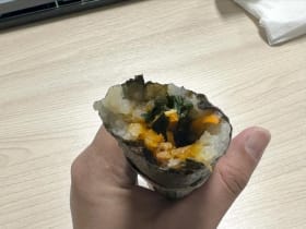 คิมบับ 7-Eleven สูตรผักสีเขียว อุ่นแล้วอร่อยขึ้น