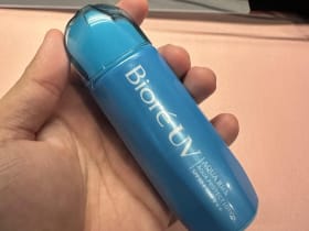 กันแดดเบาสบายหน้า ทาง่าย ราคา 350 บาทถูกสุด