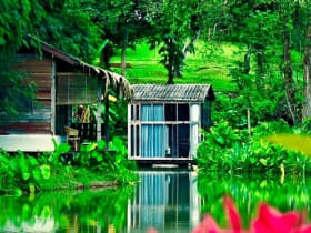 เนินแจ่มใส รีสอร์ทดีไซน์จากหลังคาโรงนาเก่า