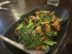 OMYIM CAFE ร้านตามสั่ง ส้มตำ กาแฟ ซอยสุทธิสาร