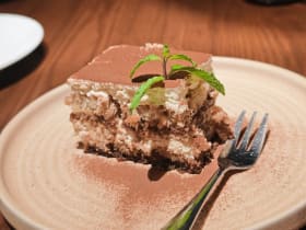 PST Bangkok (Pizza Studio Tamaki) ทิรามิสุอร่อยที่สุด