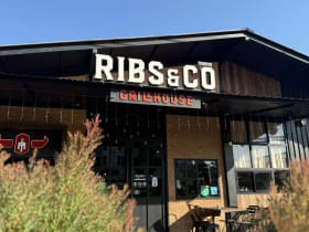 Ribs & Co. สาขาบ้านดู่ เชียงราย