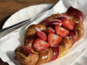 Sweet Maesalong Cafe