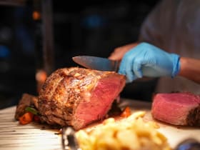 Surf & Turf Sunday Brunch ที่ Swissôtel Bangkok Ratchada