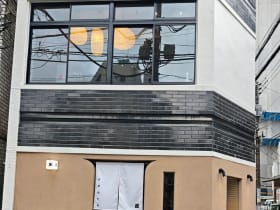 飛ぶ鳥 (โทบูโทริ) ร้านขนมและชา Blend เองที่ Asakusabashi