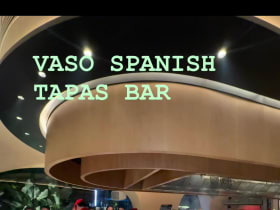 Vaso Spanish Tapas Bar บรรยากาศเก๋