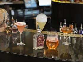 Diplomat Bar Conrad Bangkok ค็อกเทลชงเข้มข้น