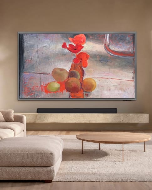 Art Basel Paris 2026 มาถึงผนังบ้าน: ดอกป๊อปปี้สีจัดกับห้องปั้นขาวดำ บน Samsung Art Store