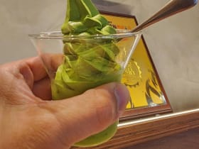 Via Tokyo ไอติมชาเขียวเข้มข้นที่ฮ่องกง