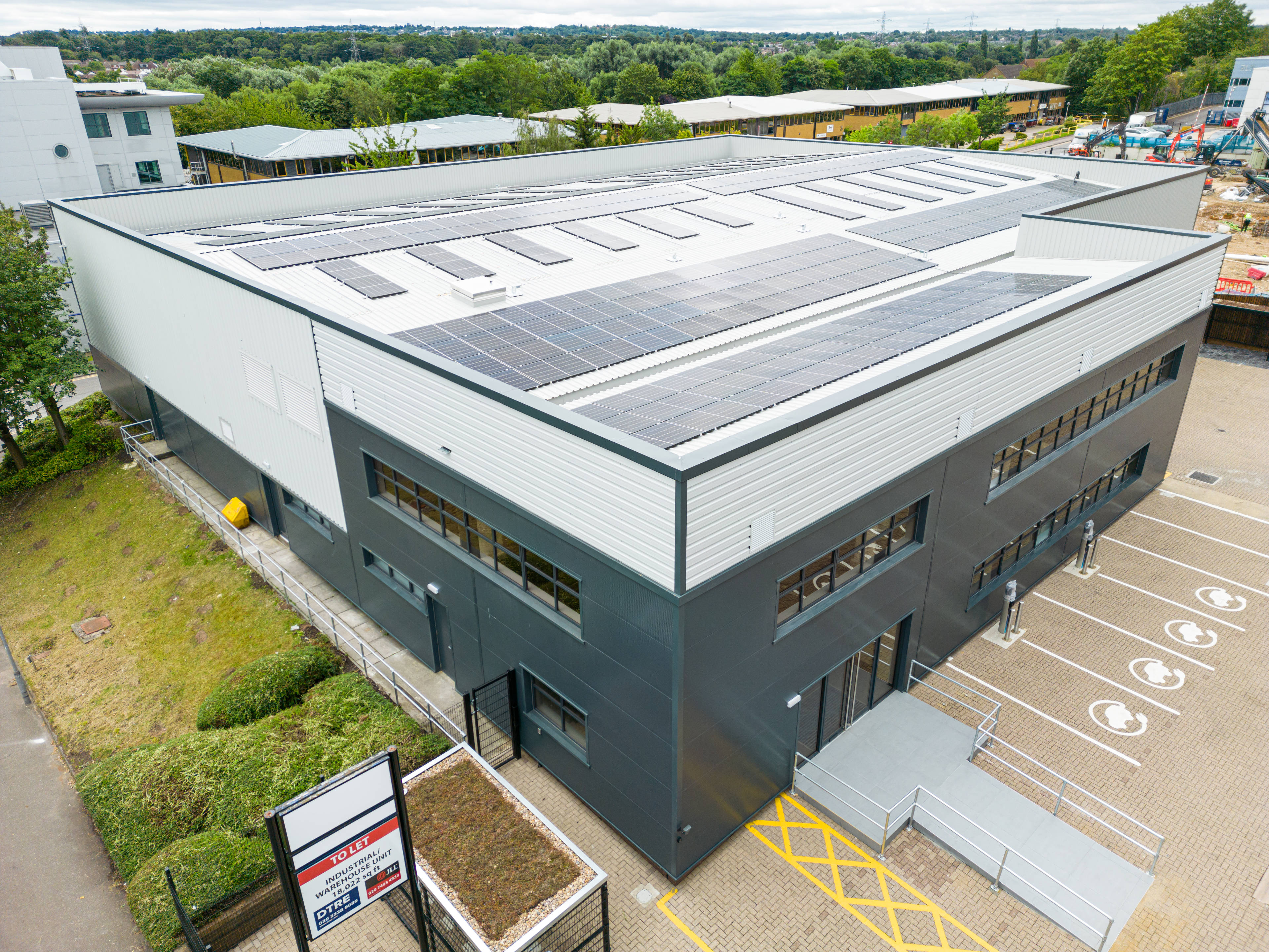 16 Colonial Way JLL Properties UK