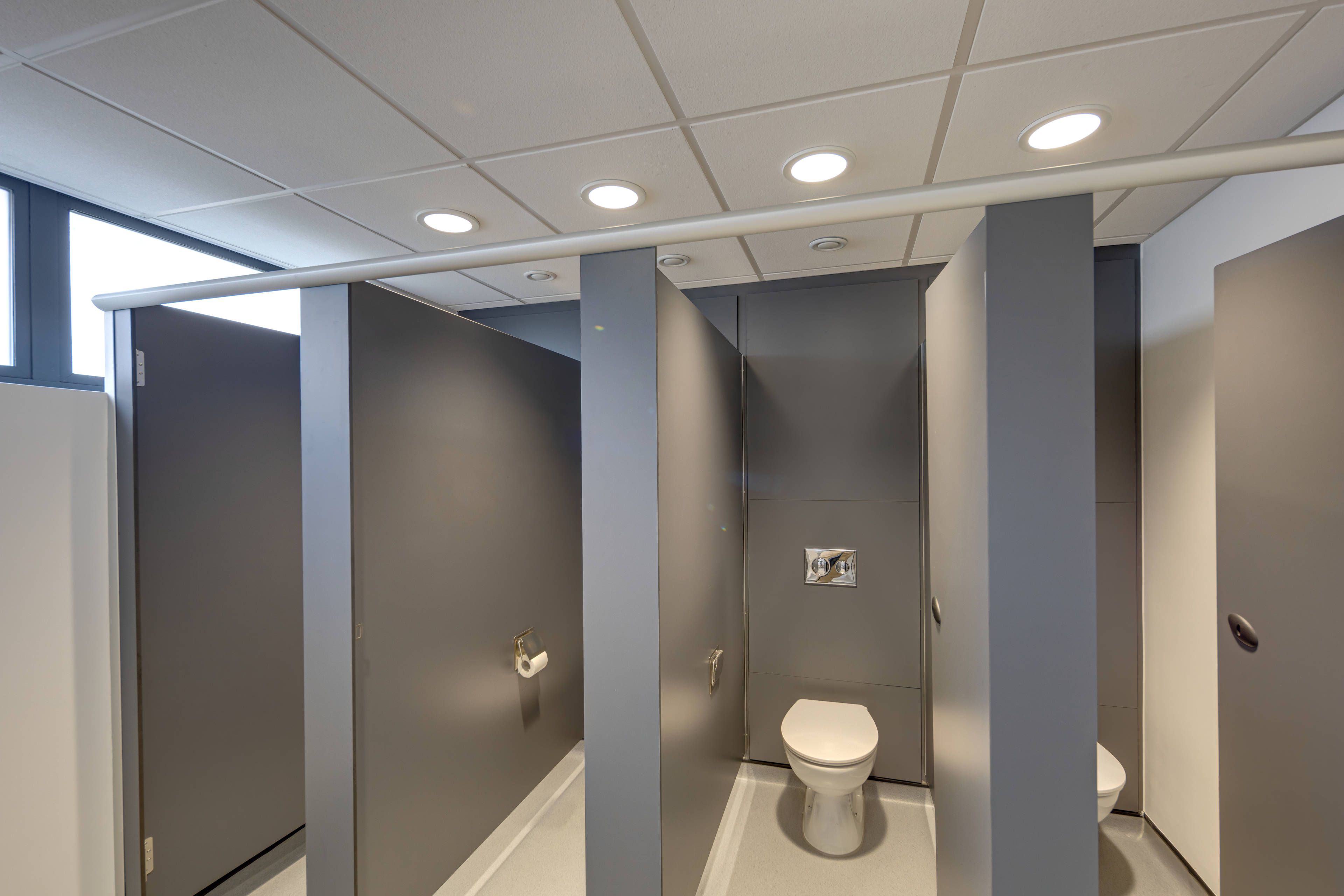 16 Colonial Way JLL Properties UK