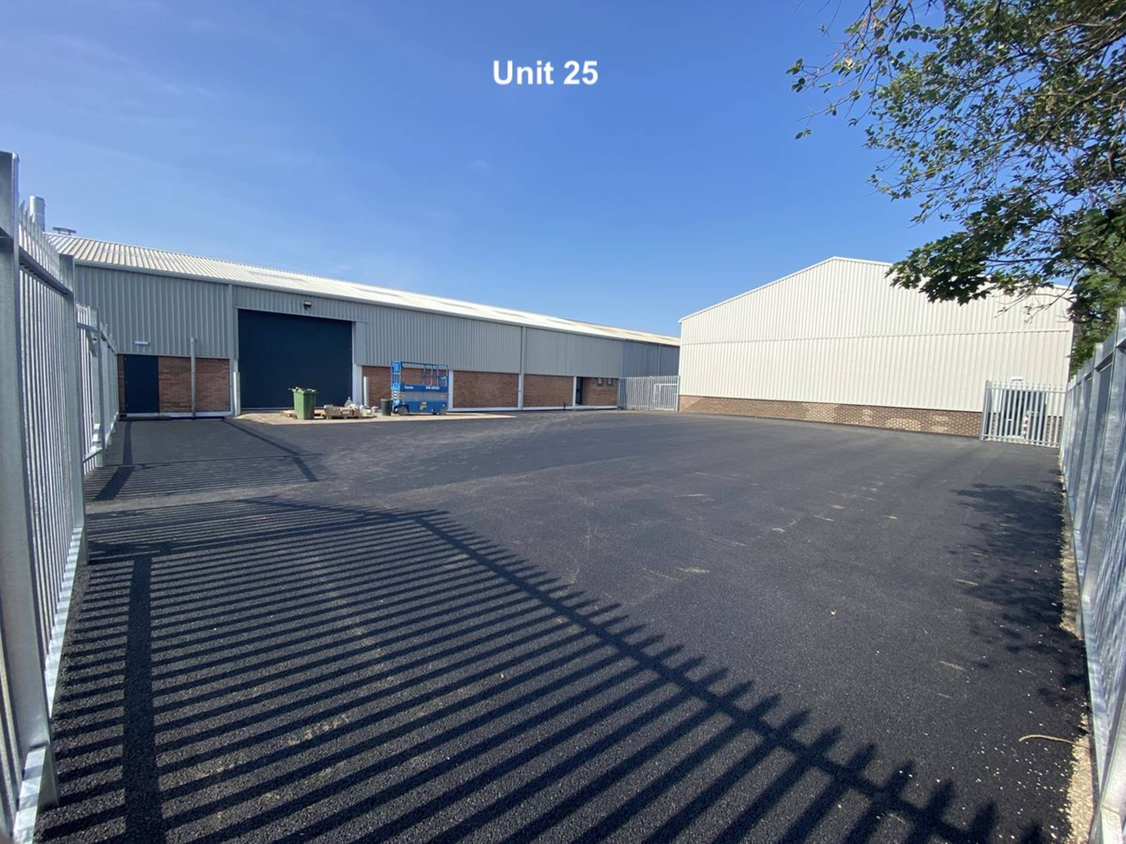 Units 20 & 25 Ashford Industrial Estate, Shield Drive, Feltham JLL