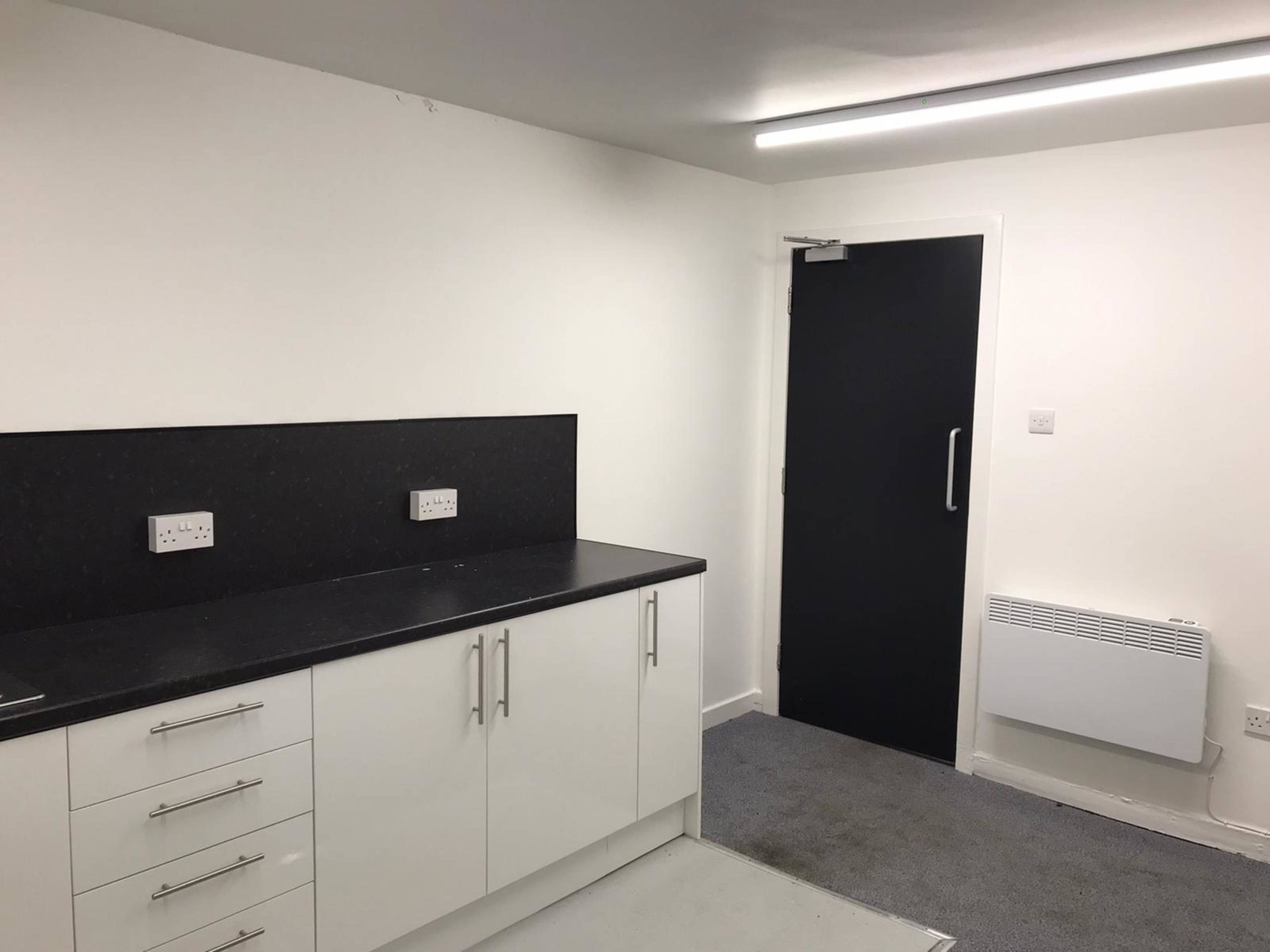 Unit 3E, M8 Interlink, Kirkshaws Road JLL Properties UK