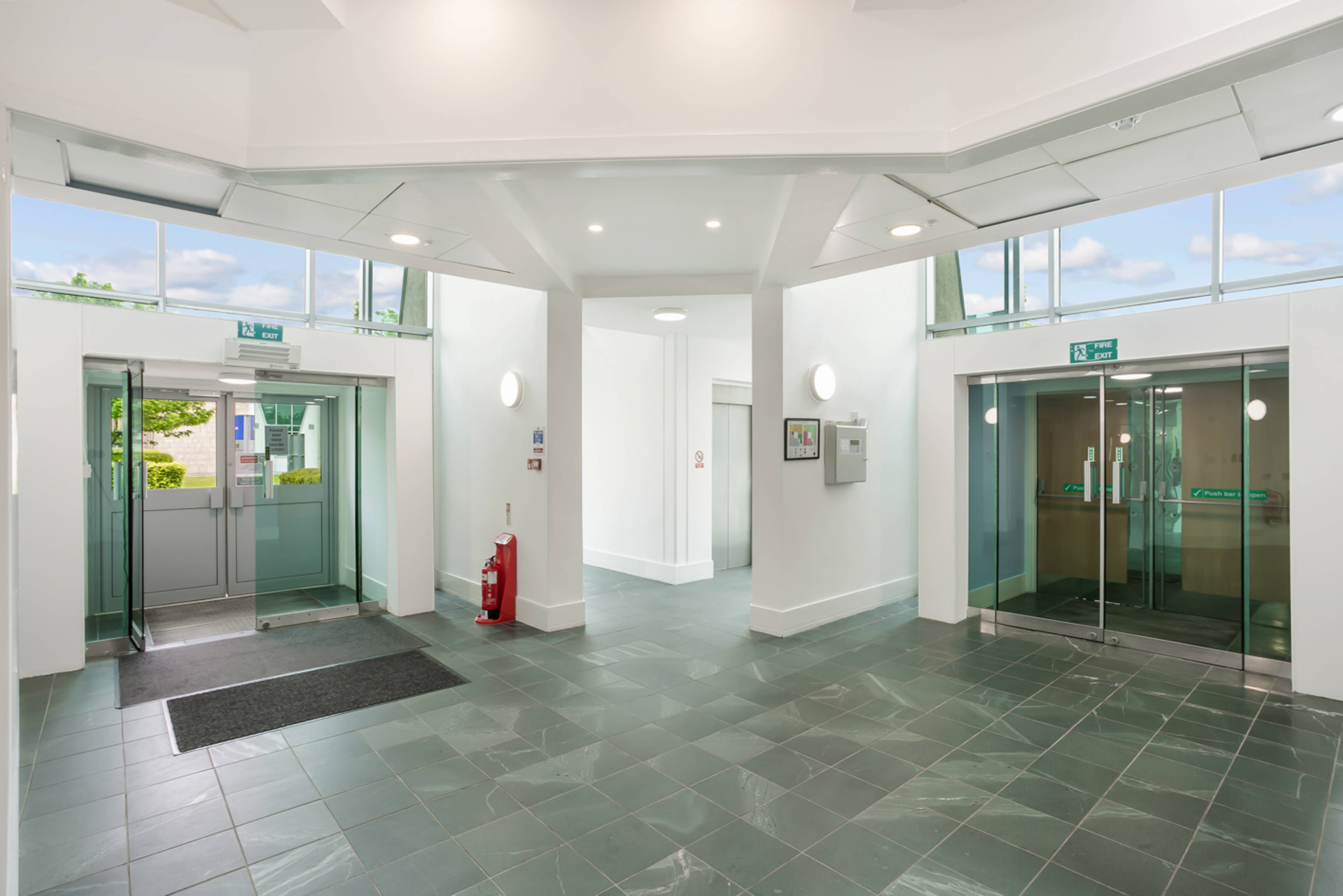 Lomond Court, Castle Business Park JLL Properties UK