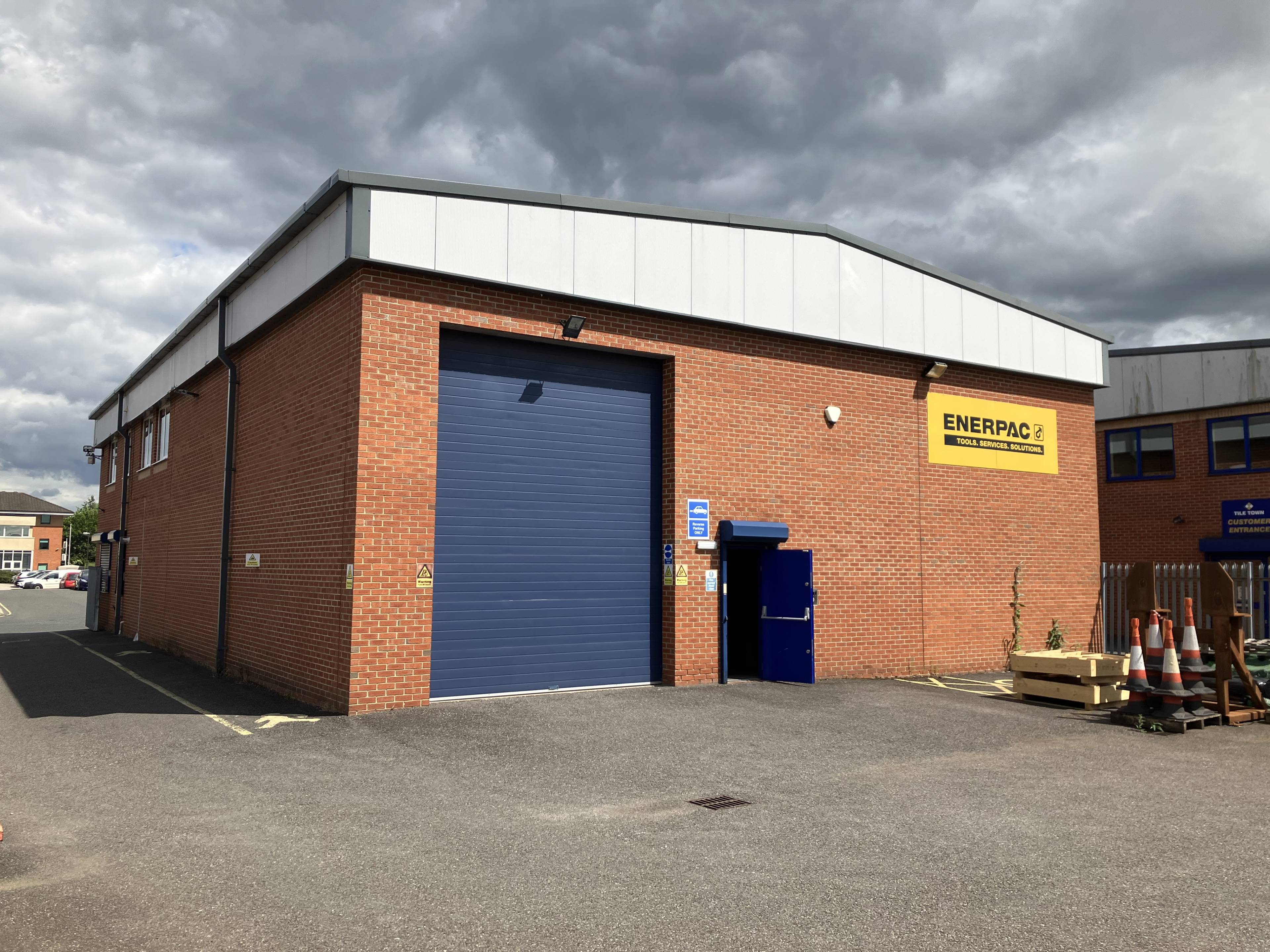 Unit 17, Enterprise Way JLL Properties UK