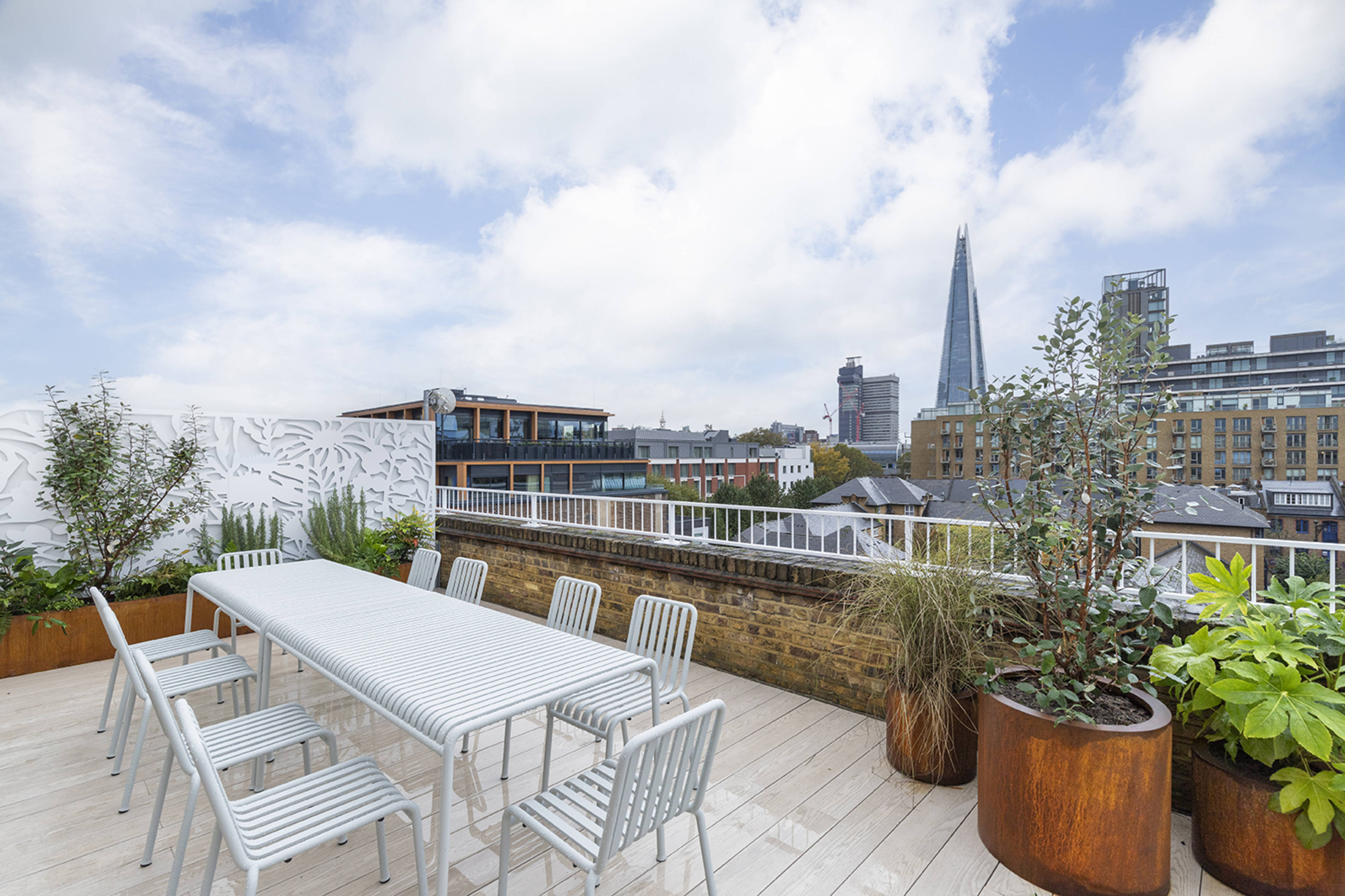 Nutmeg House, Gainsford Street JLL Properties UK